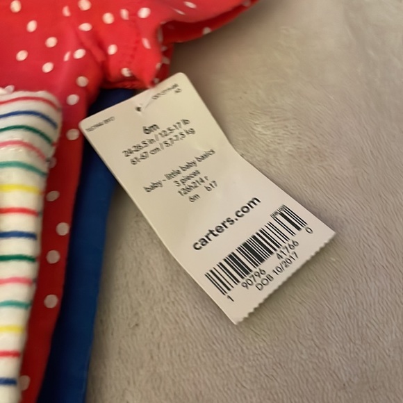 Carters 3 pc outfit - Picture 5 of 6